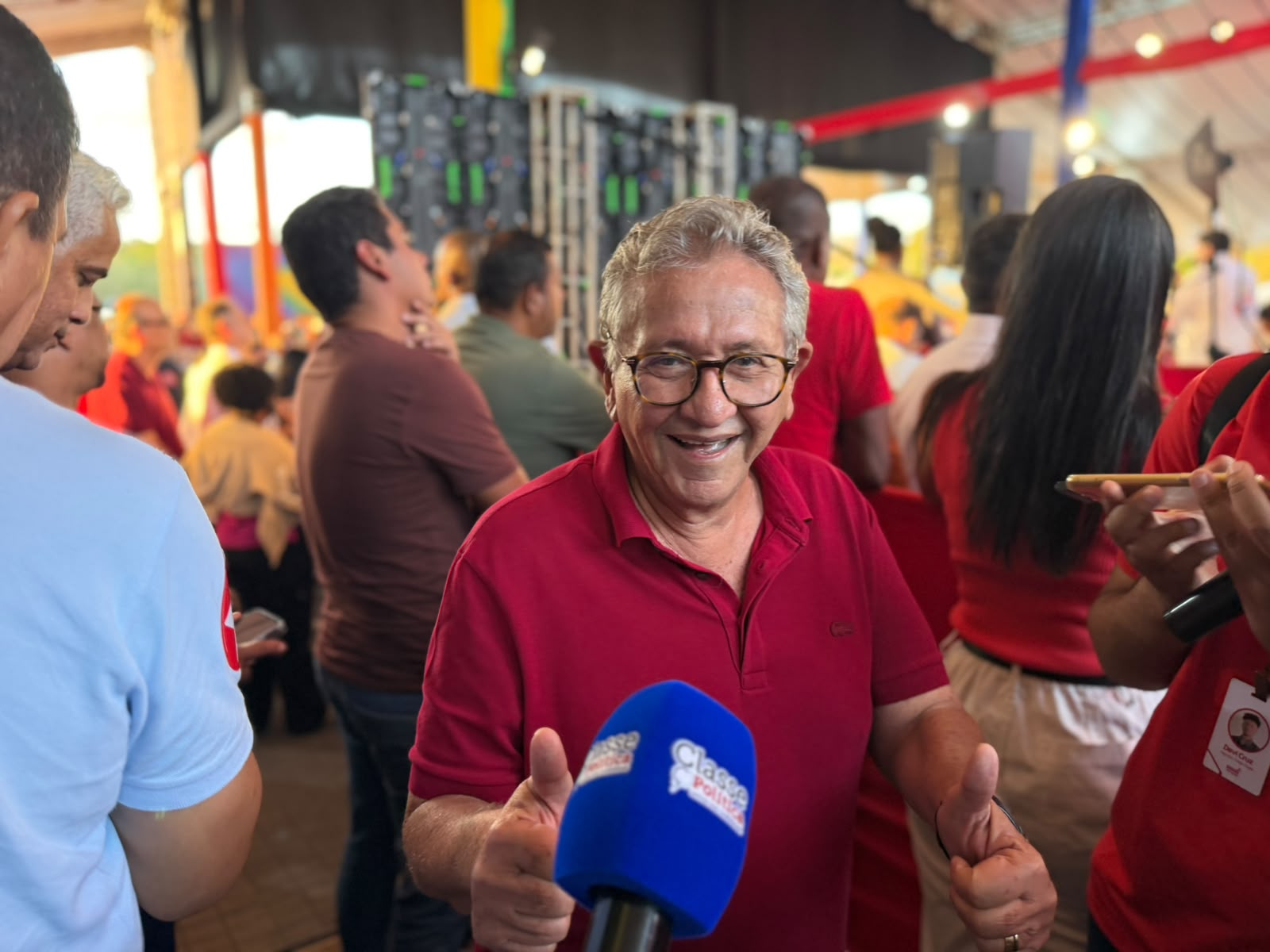 "A gente está se movimentando”, afirma Caetano sobre articulação em favor de Lula para o segundo turno