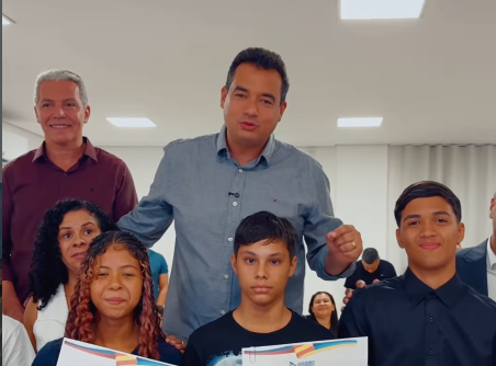 Andrei Gonçalves lança novo edital do "Juazeiro Pelo Mundo" e amplia vagas para intercâmbio internacional