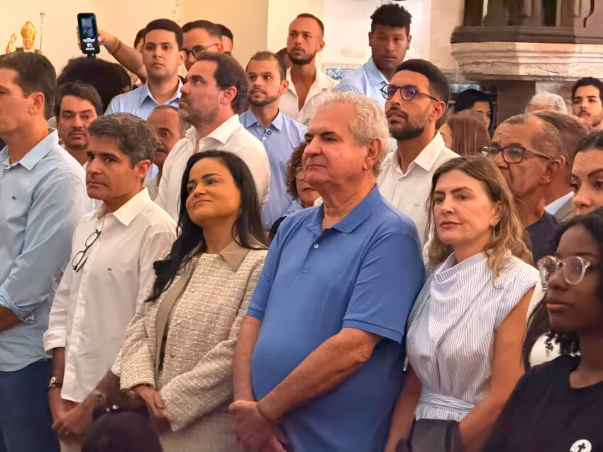 Angelo Coronel elogia gestão de Débora Régis e diz que prefeita promove "mudança radical" em Lauro de Freitas