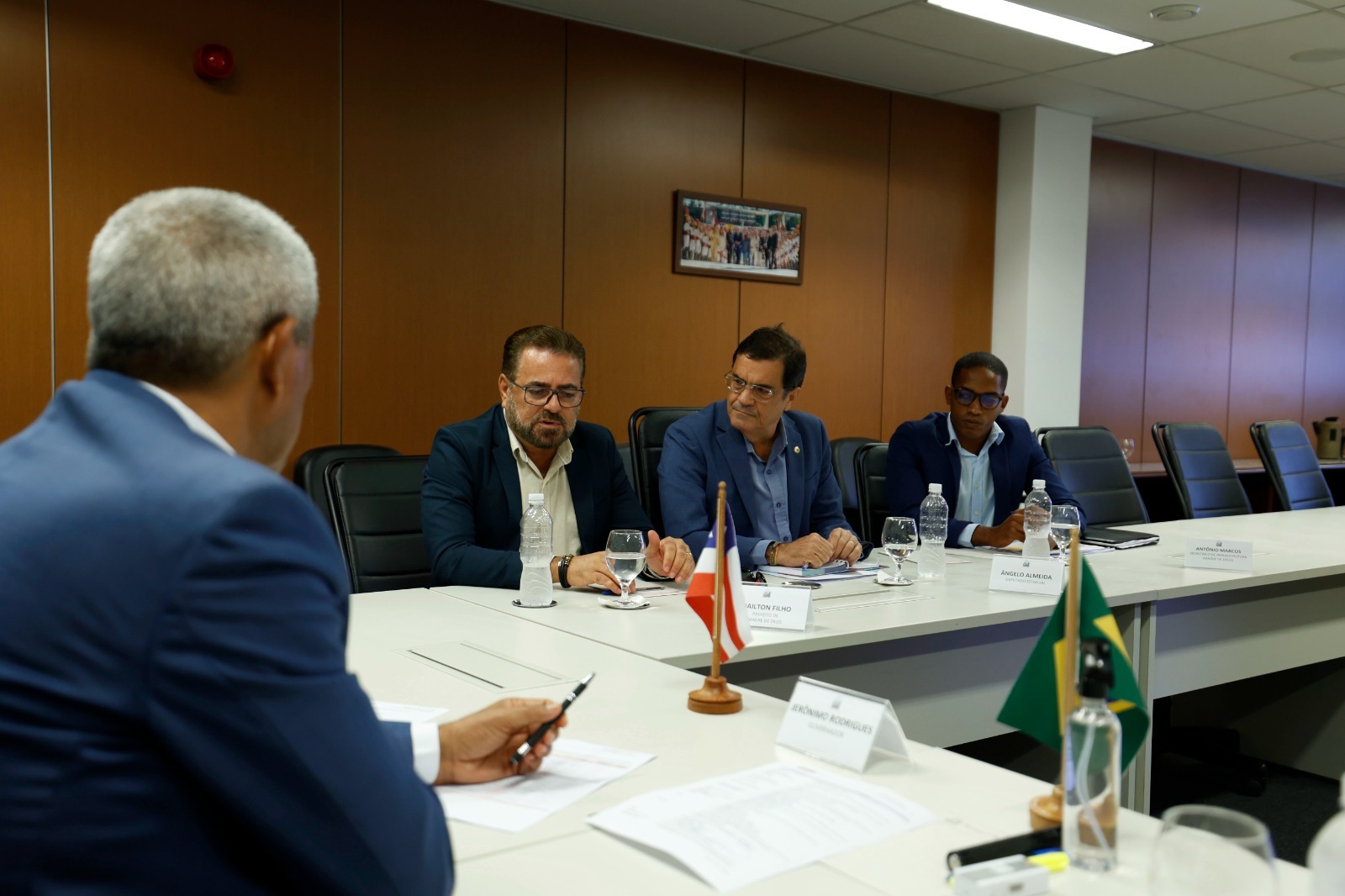 Com entregas durante reunião, Governo do Estado fortalece ações em saúde e infraestrutura em Madre de Deus