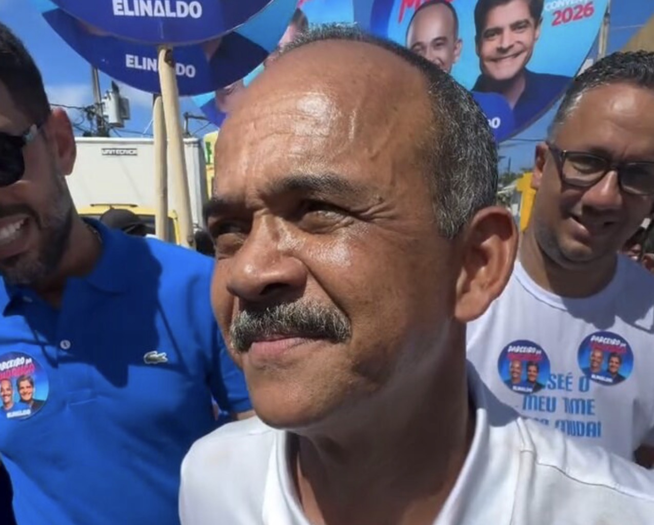 Elinaldo elogia gestão de Débora Régis e diz que Lauro de Freitas "respira novos ares"