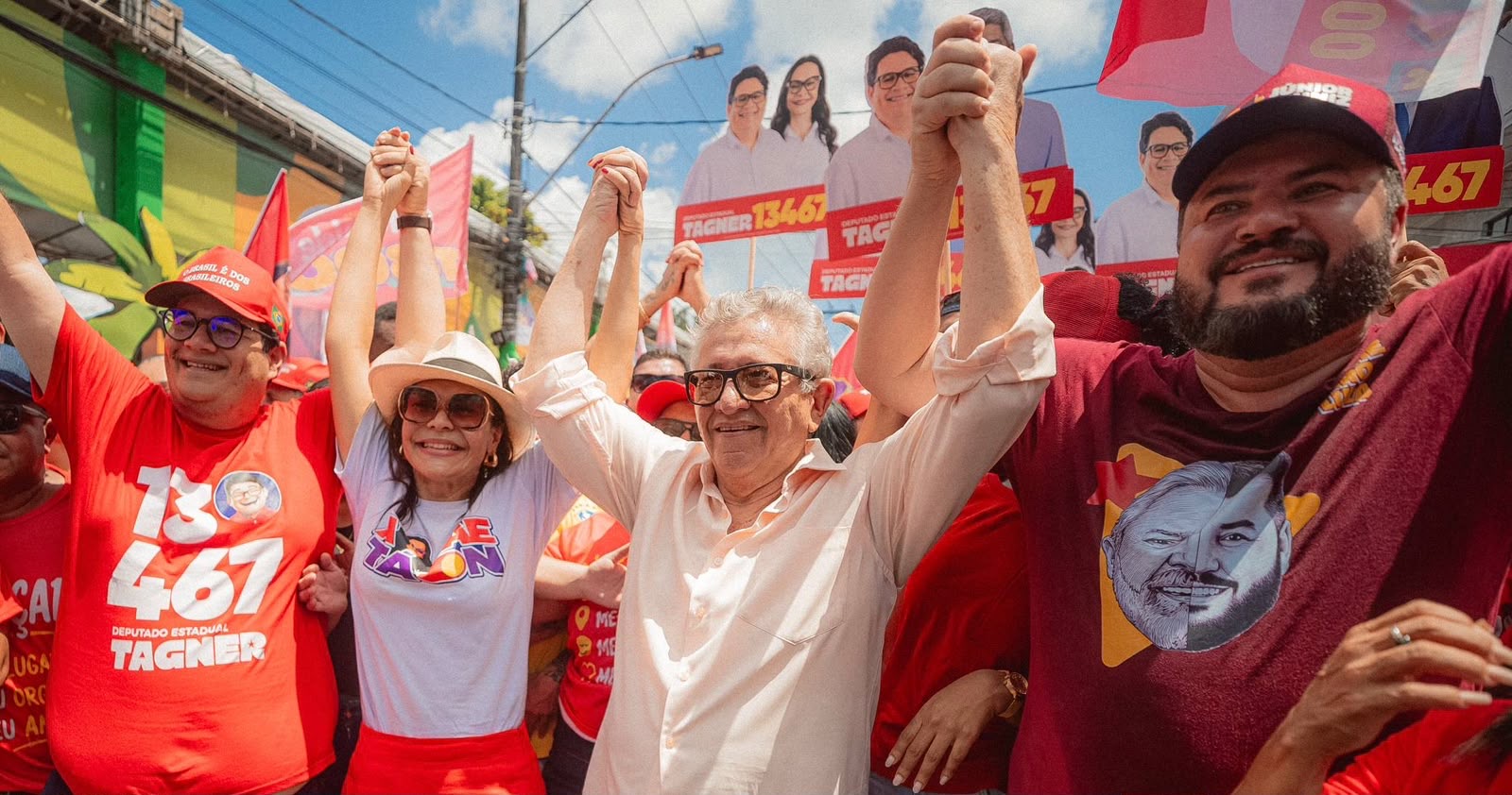 Em apoio a Lula e Jerônimo, multidão vai às ruas de Camaçari sob liderança de Caetano