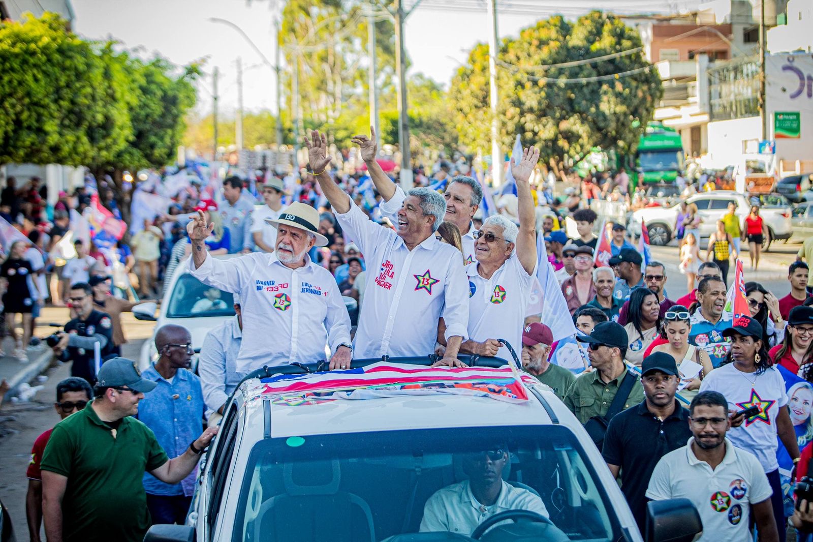 Em Caetité, Jerônimo destaca tratamento de câncer perto de casa e promete ampliar a rede de saúde no interior