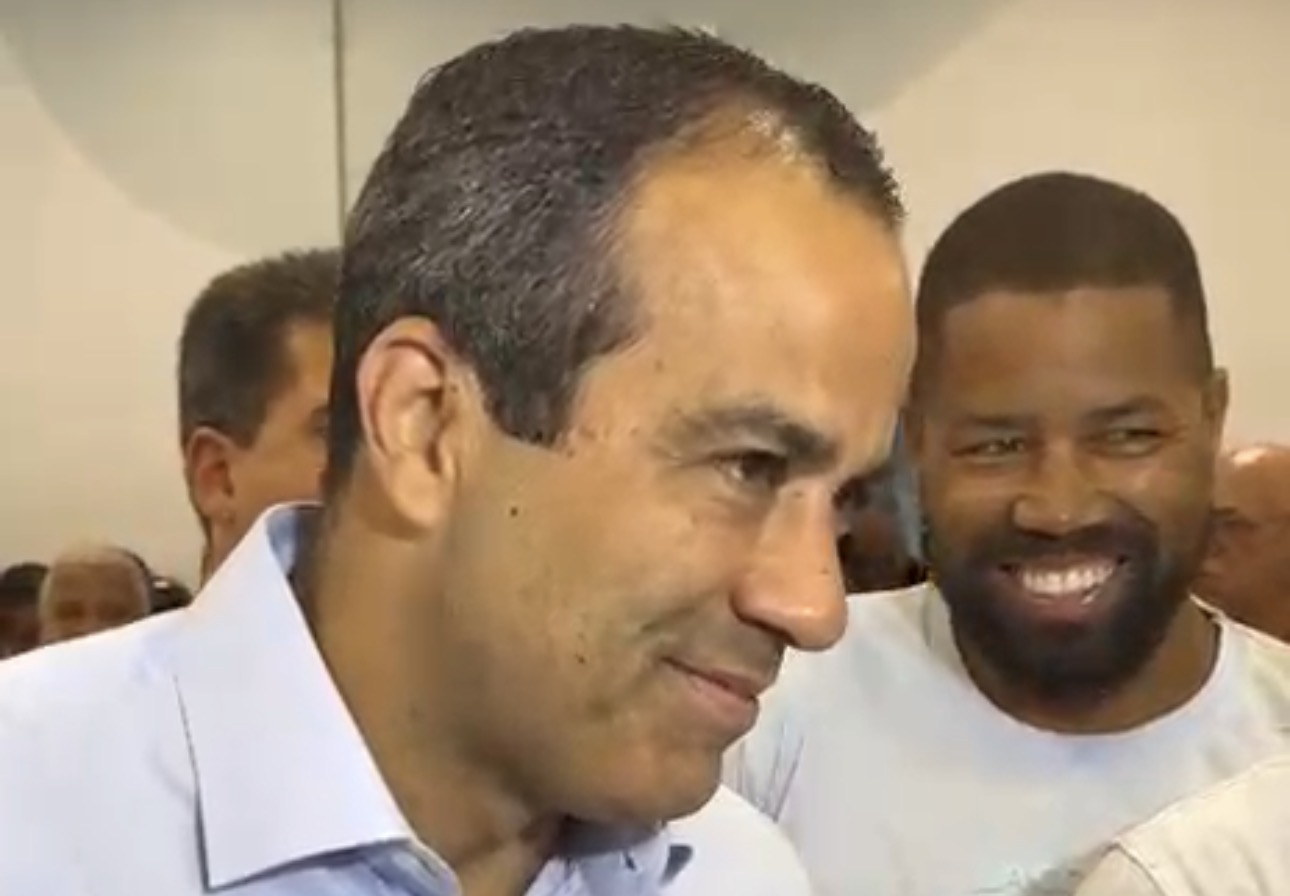 “Espero que a verdade prevaleça”, diz Bruno Reis sobre declaração atribuída a Rueda