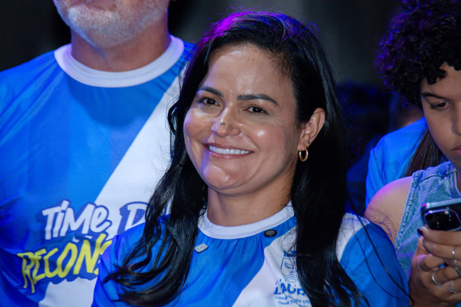 “Eu sou prefeita dos 221 mil habitantes de Lauro de Freitas. Estou aqui para fazer o bem para todos", afirma Débora Régis