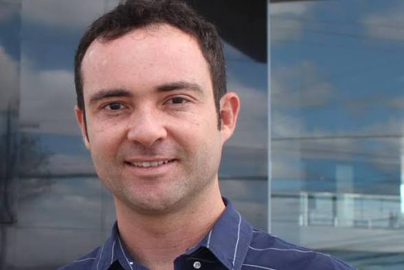 Fabrício Abrantes anuncia pacote histórico em Brumado com inauguração de UBS e esgotamento sanitário