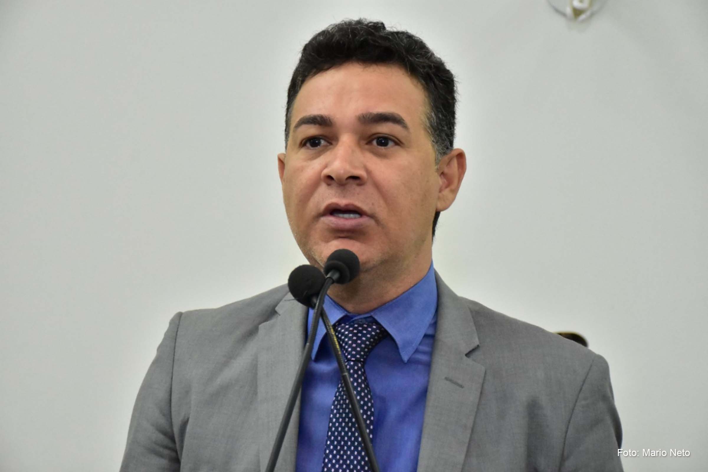 Feira de Santana: Marcos Lima exonera 70 servidores e reorganiza estrutura da Câmara de Vereadores