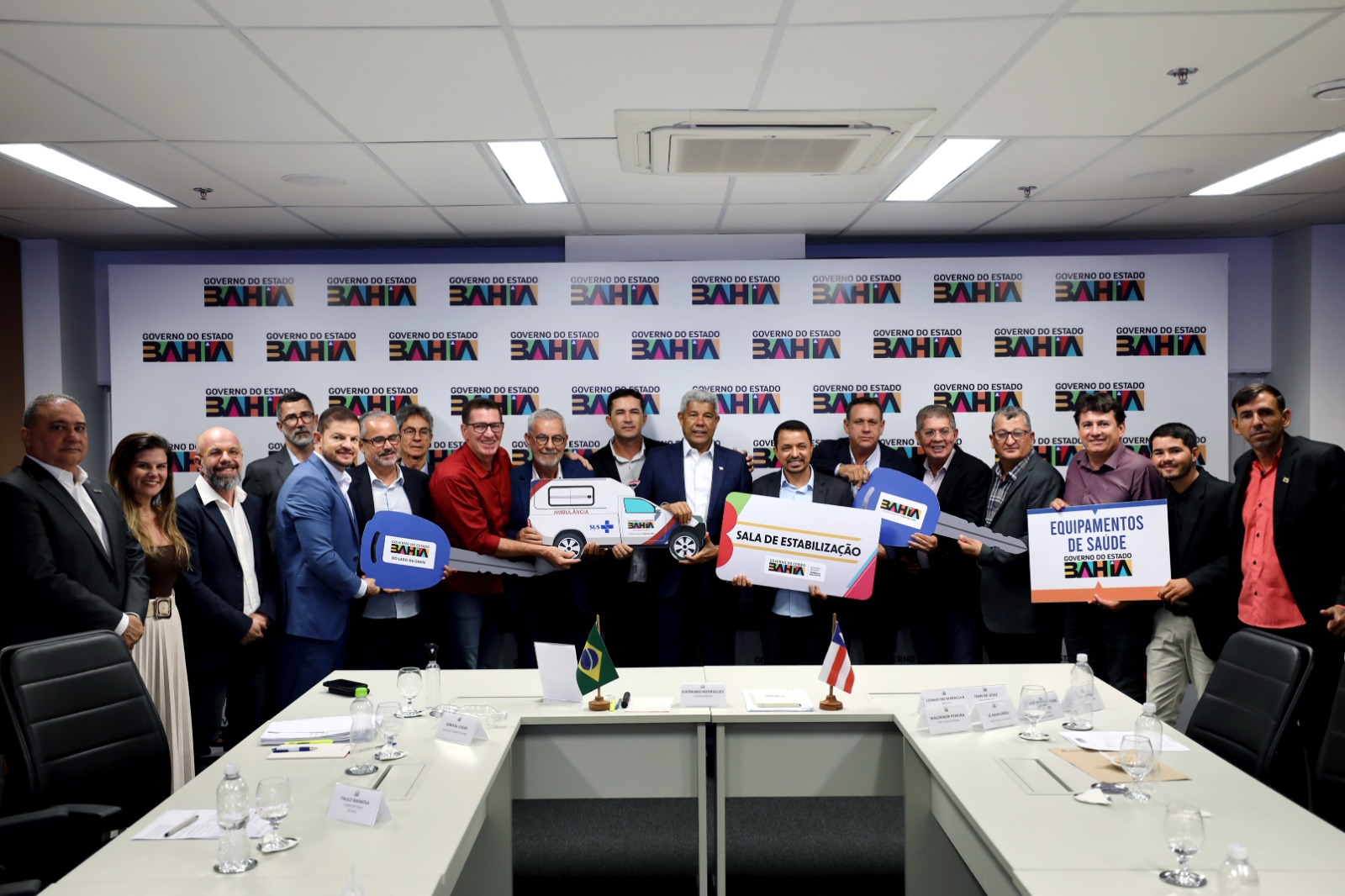 Governador Jerônimo Rodrigues recebe prefeito de Mirante e anuncia novos investimentos para o município