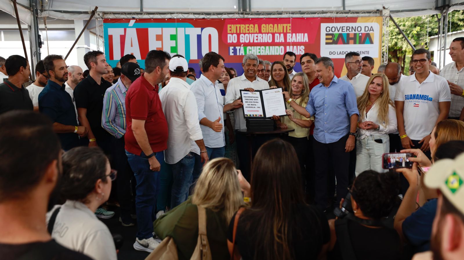 Guanambi recebe investimentos em saúde, abastecimento e infraestrutura durante agenda de Jerônimo Rodrigues