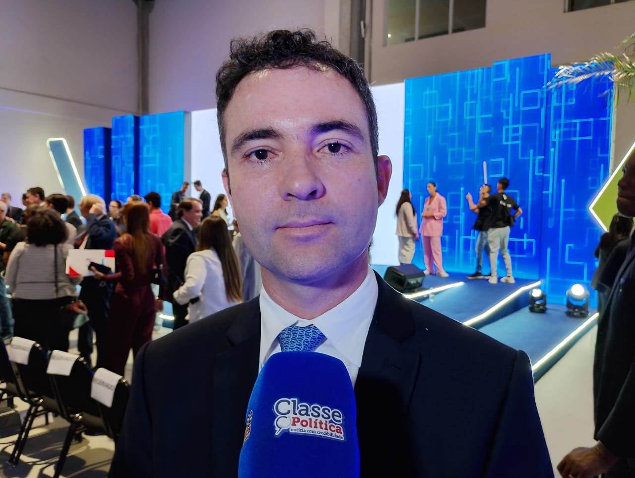 INDEX 2026: Fabrício Abrantes destaca união de 40 prefeitos em Brumado e projeta retribuição eleitoral a Jerônimo
