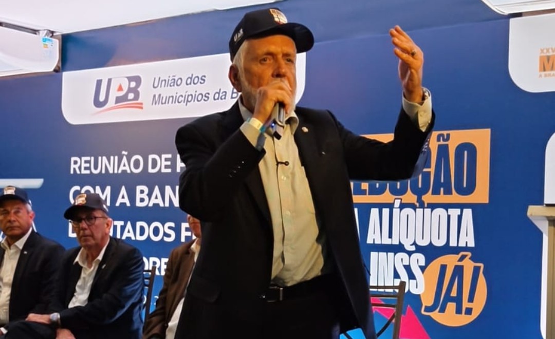 Jaques Wagner destaca protagonismo de prefeitos baianos durante Marcha em Brasília