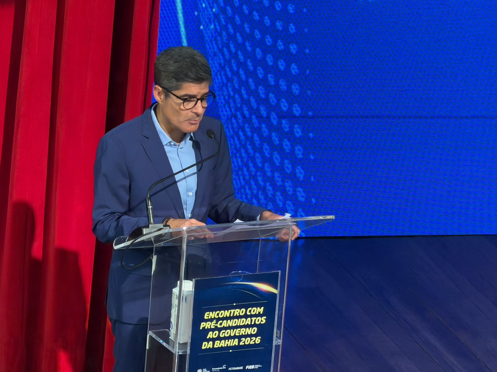 "Não dá para ter os modais que temos hoje, que não se comunicam", aponta ACM Neto sobre gargalos logísticos