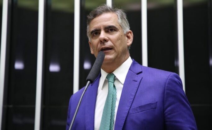 No Dia do Gari, Leur Lomanto Jr reforça apoio à aprovação no Senado do projeto que relatou na Câmara