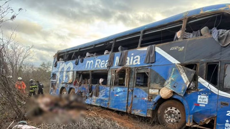 Número de mortos em acidente com ônibus na Chapada Diamantina sobe para oito