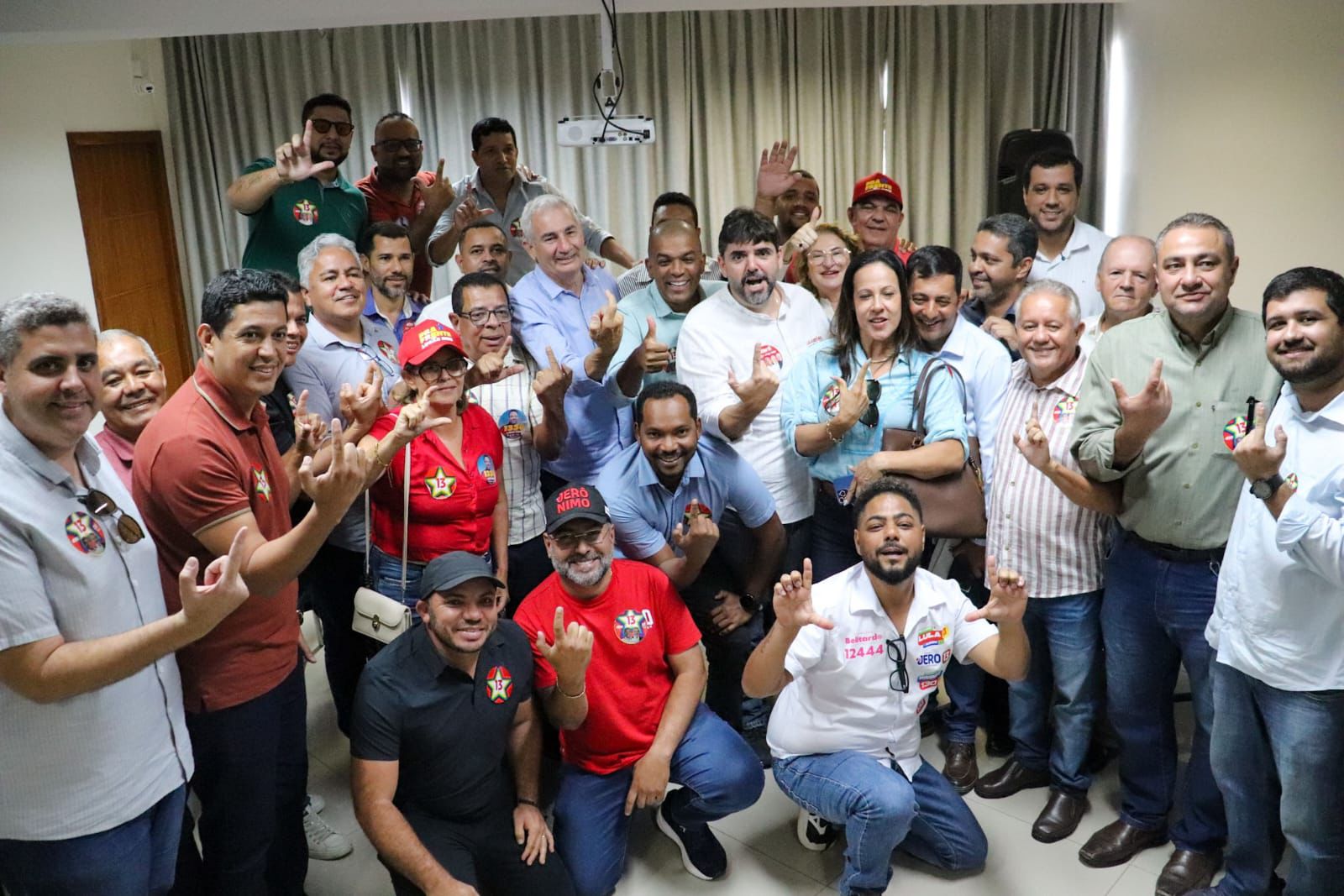 Prefeitos e lideranças do Extremo Sul reafirmam apoio a Jerônimo
