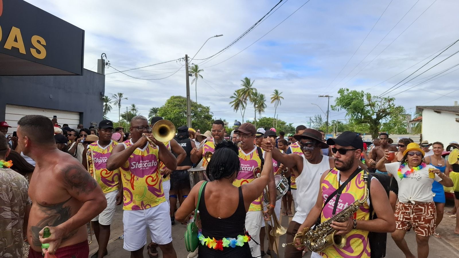 Prefeitura de Valença promove domingo de Carnaval com apoio a festa inédita no Bonfim e minitrio no Guaibim