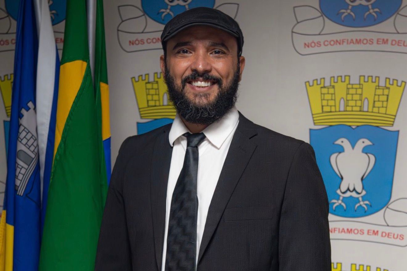 Professor Gervazio assume mandato na Câmara de Lauro de Freitas durante licença de Tenóbio