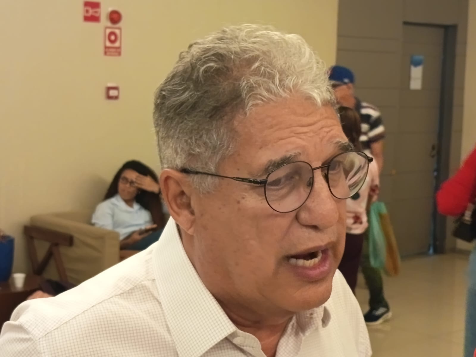 Rosemberg reage a críticas de João Roma e diz que saída de Angelo Coronel da base foi decisão pessoal