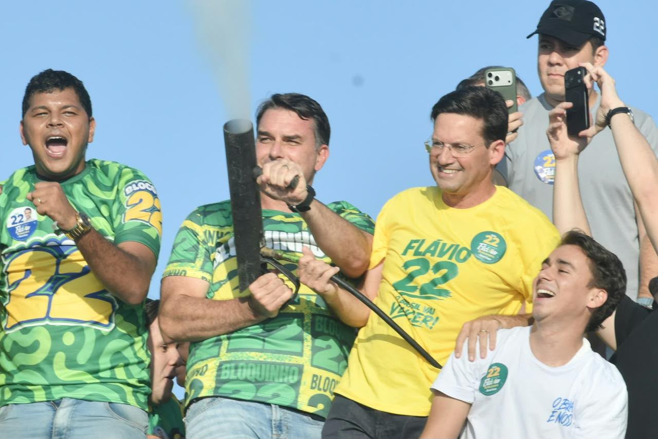 "Tenho convicção de que Flávio vai ampliar sua votação aqui no 2º turno”, crava Diego Castro