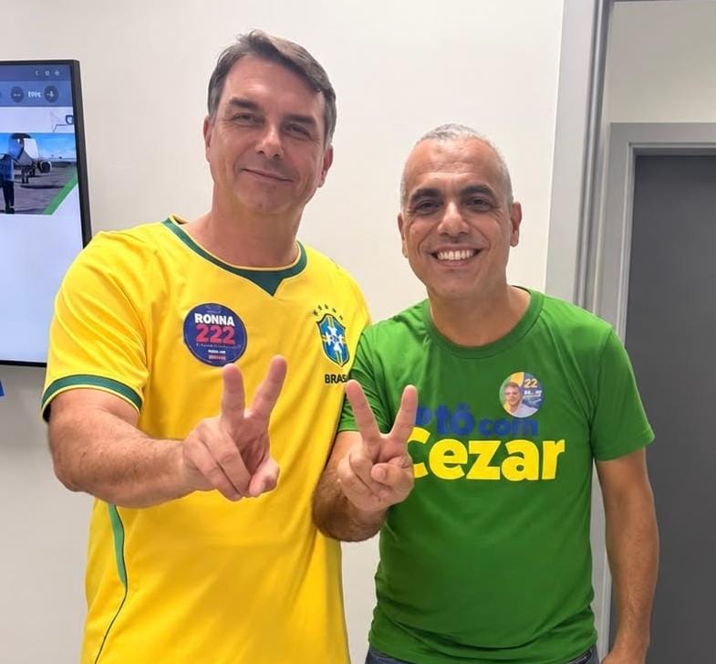 "Vinda de Flávio Bolsonaro para a Bahia é muito importante porque mostra que o nosso estado está no centro do debate", afirma Cézar Leite